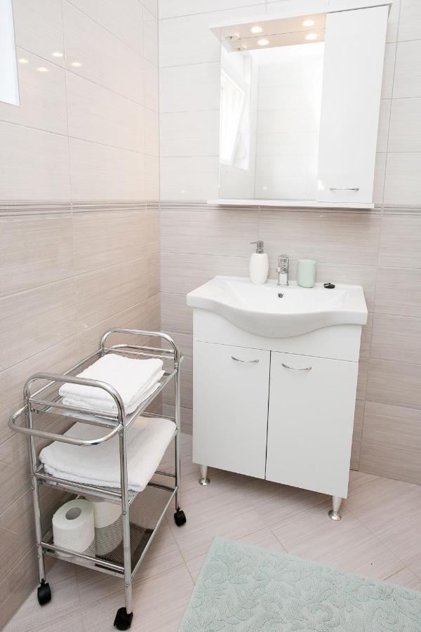 Apartmani Lea Стариград-Пакленица Экстерьер фото